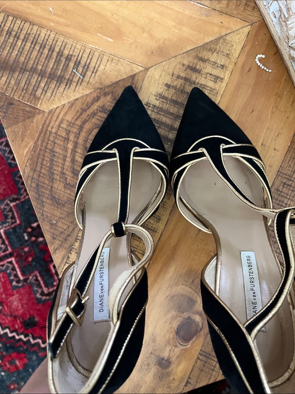 Diane Von Furstenberg Black and Gold Pointed Slingback Heels